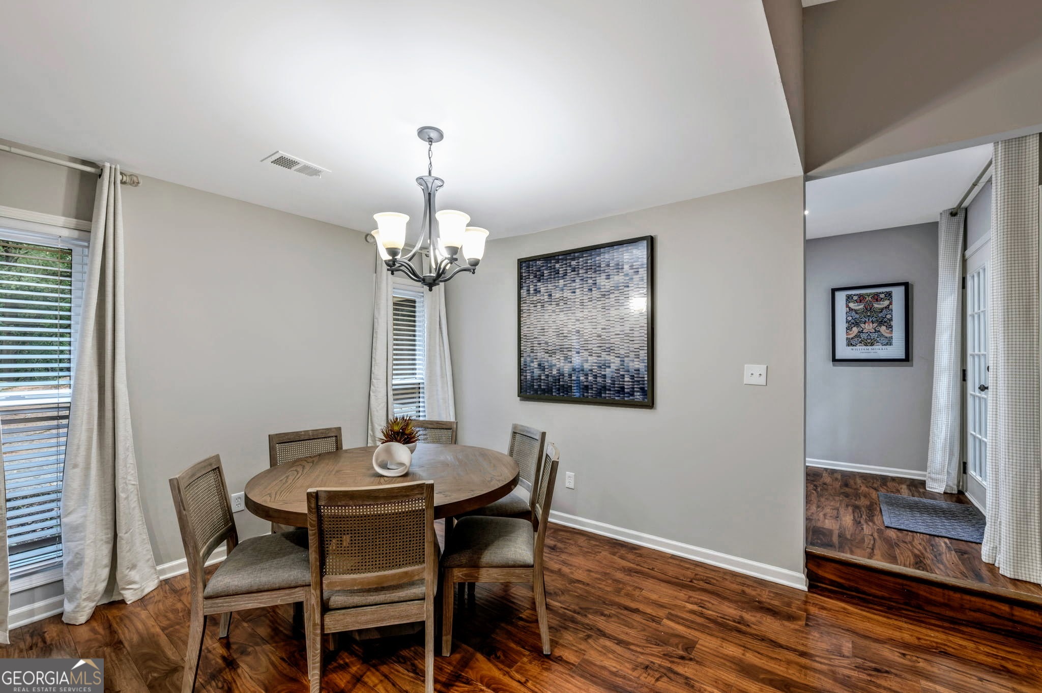 2660 Indian Lake Drive Property Photo 6