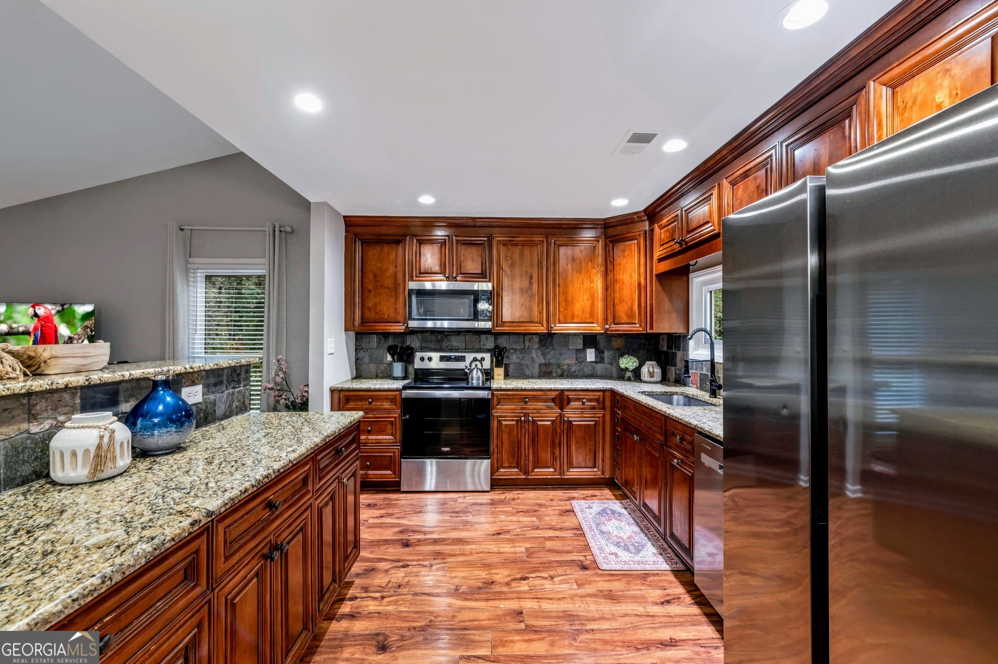 2660 Indian Lake Drive Property Photo 8