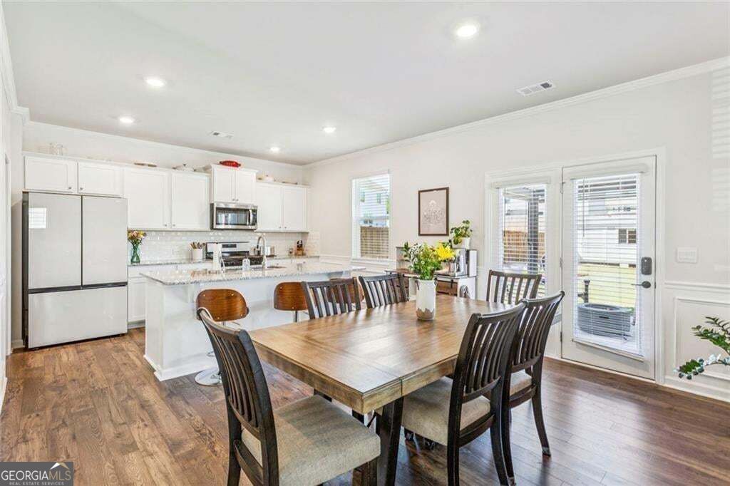430 Highgrove Way Property Photo 12