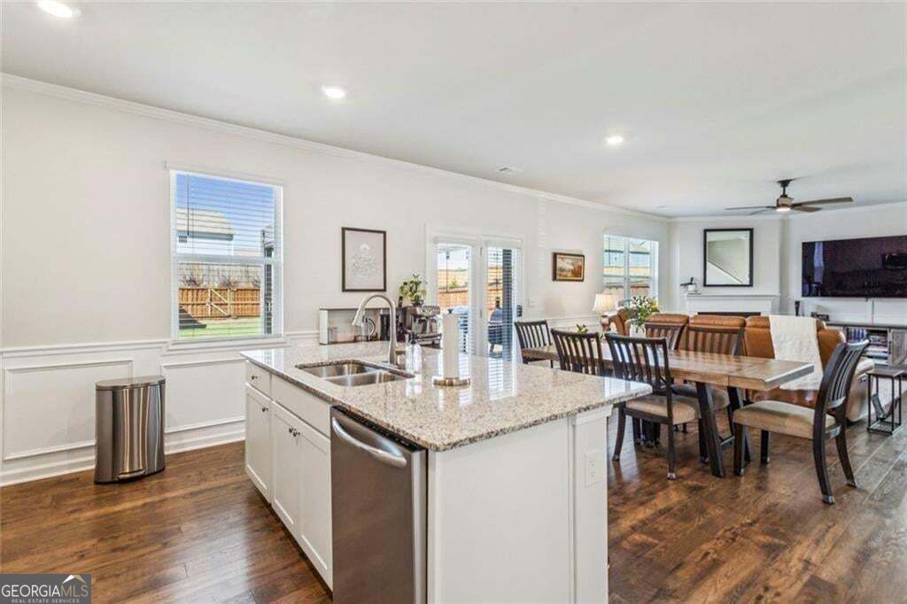 430 Highgrove Way Property Photo 14