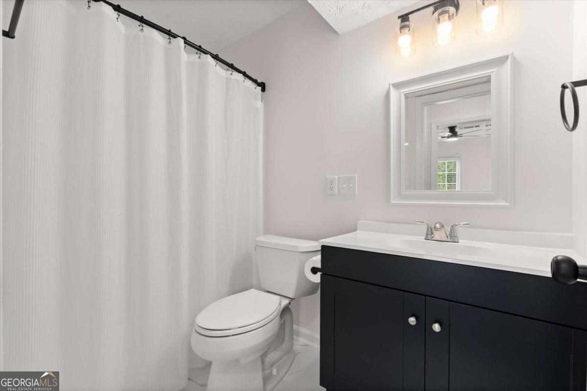 4147 N Gloucester Place Property Photo 17