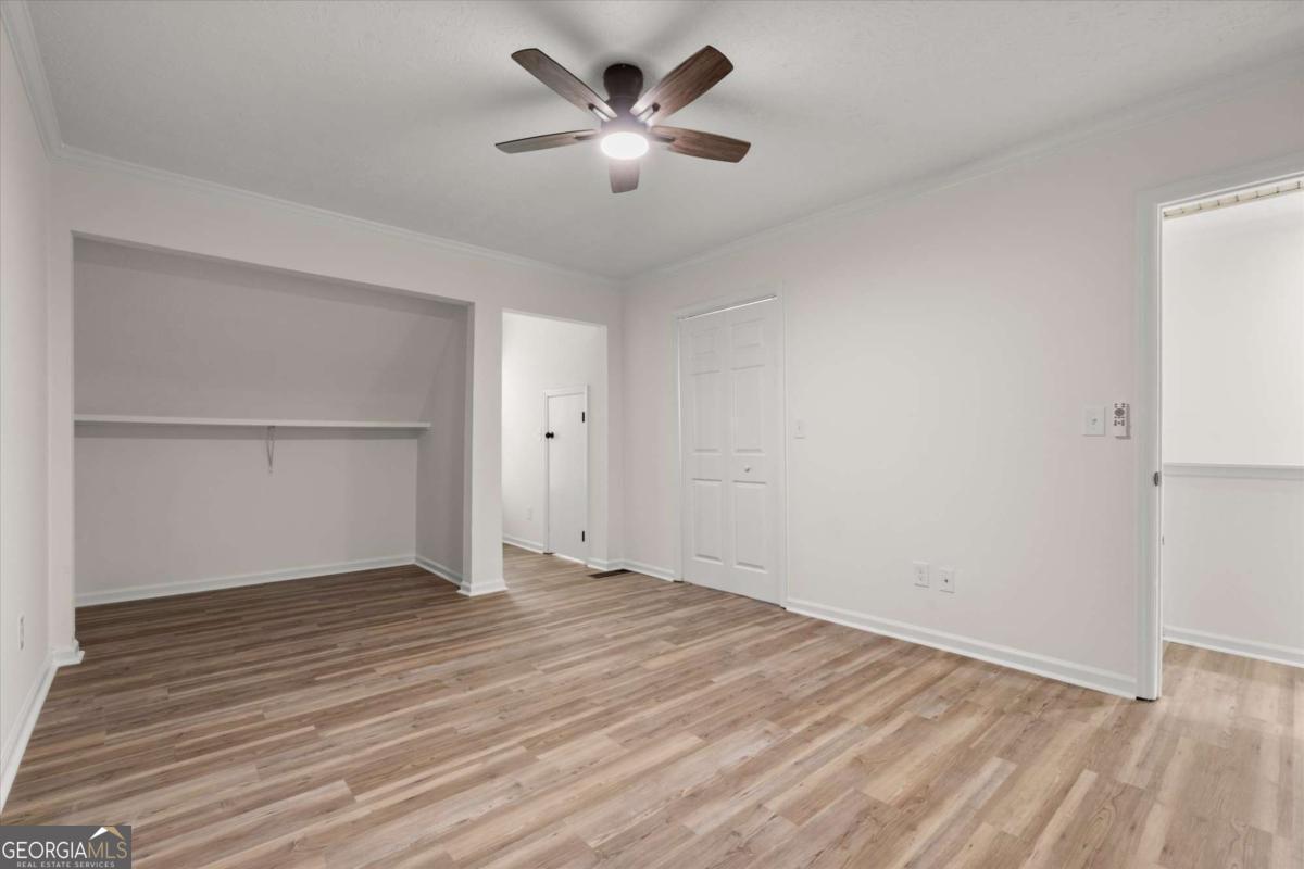 4147 N Gloucester Place Property Photo 19