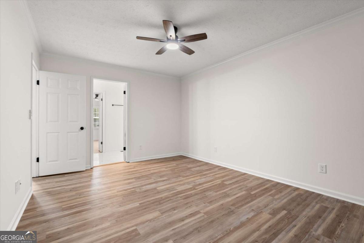 4147 N Gloucester Place Property Photo 20
