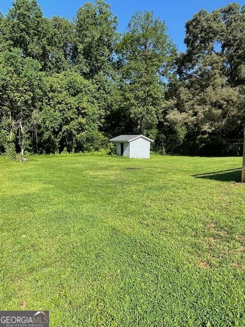 7241 Grayson Drive Property Photo 3