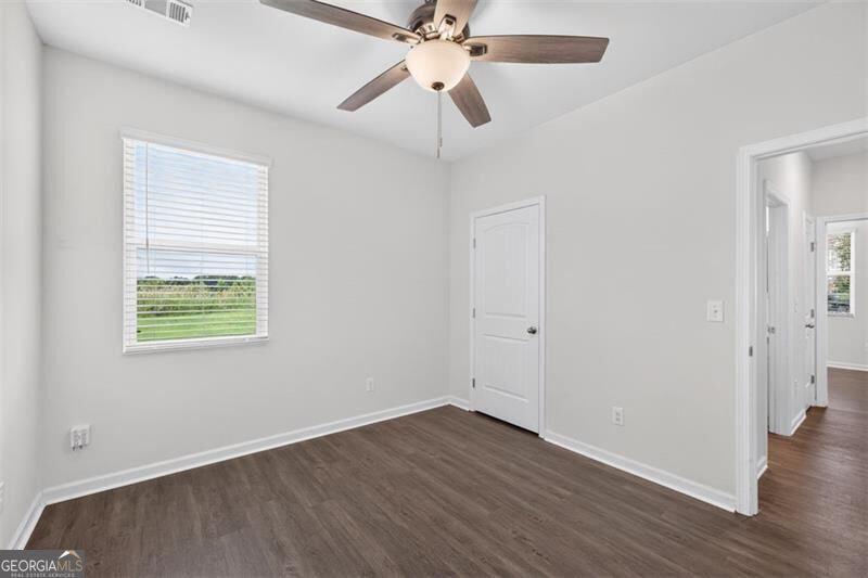5480 Barberry Avenue Property Photo 12