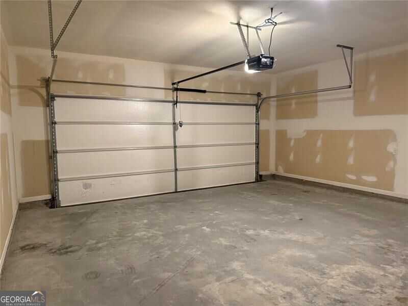5480 Barberry Avenue Property Photo 14
