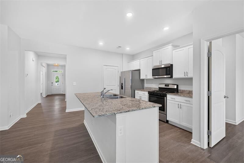 5480 Barberry Avenue Property Photo 17