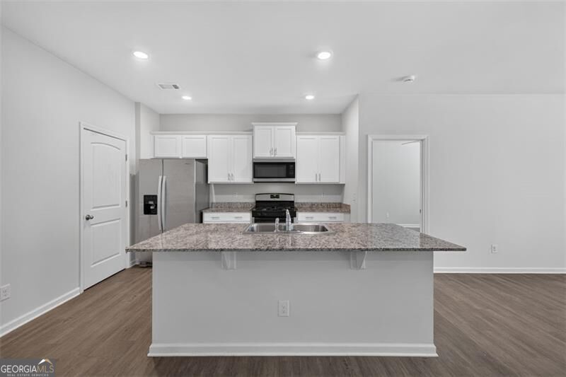 5480 Barberry Avenue Property Photo 18