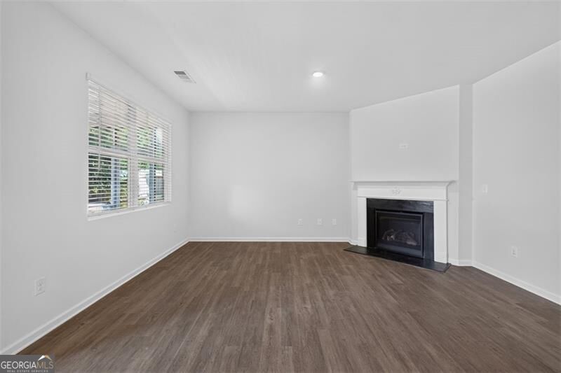5480 Barberry Avenue Property Photo 24