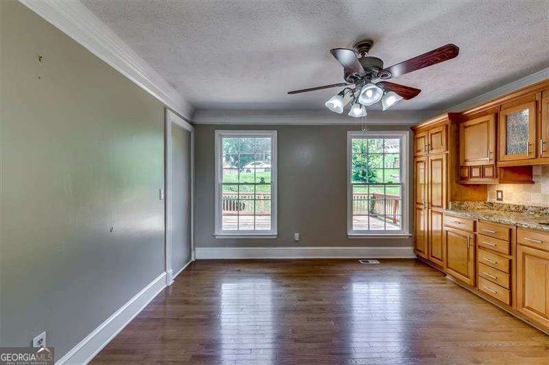 6963 Whispering Oaks Court Property Photo 13