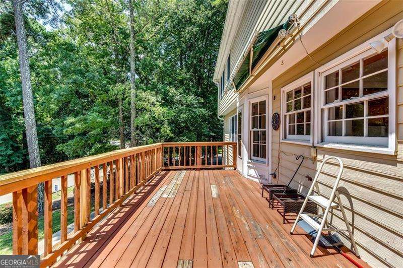 6963 Whispering Oaks Court Property Photo 30