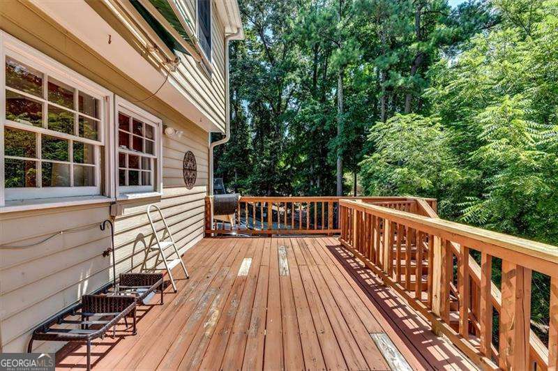 6963 Whispering Oaks Court Property Photo 31