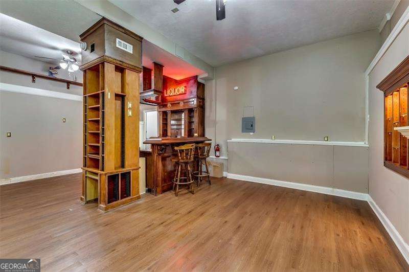6963 Whispering Oaks Court Property Photo 37