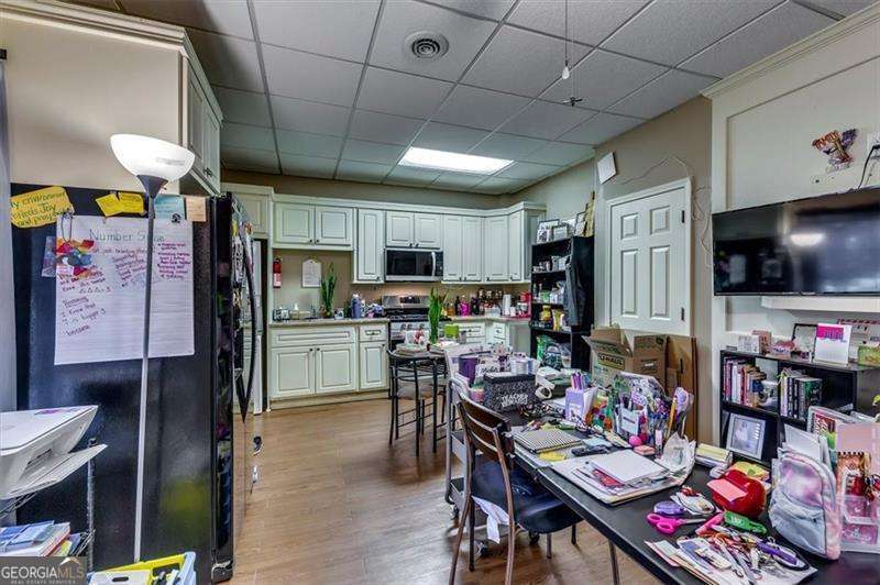 6963 Whispering Oaks Court Property Photo 43