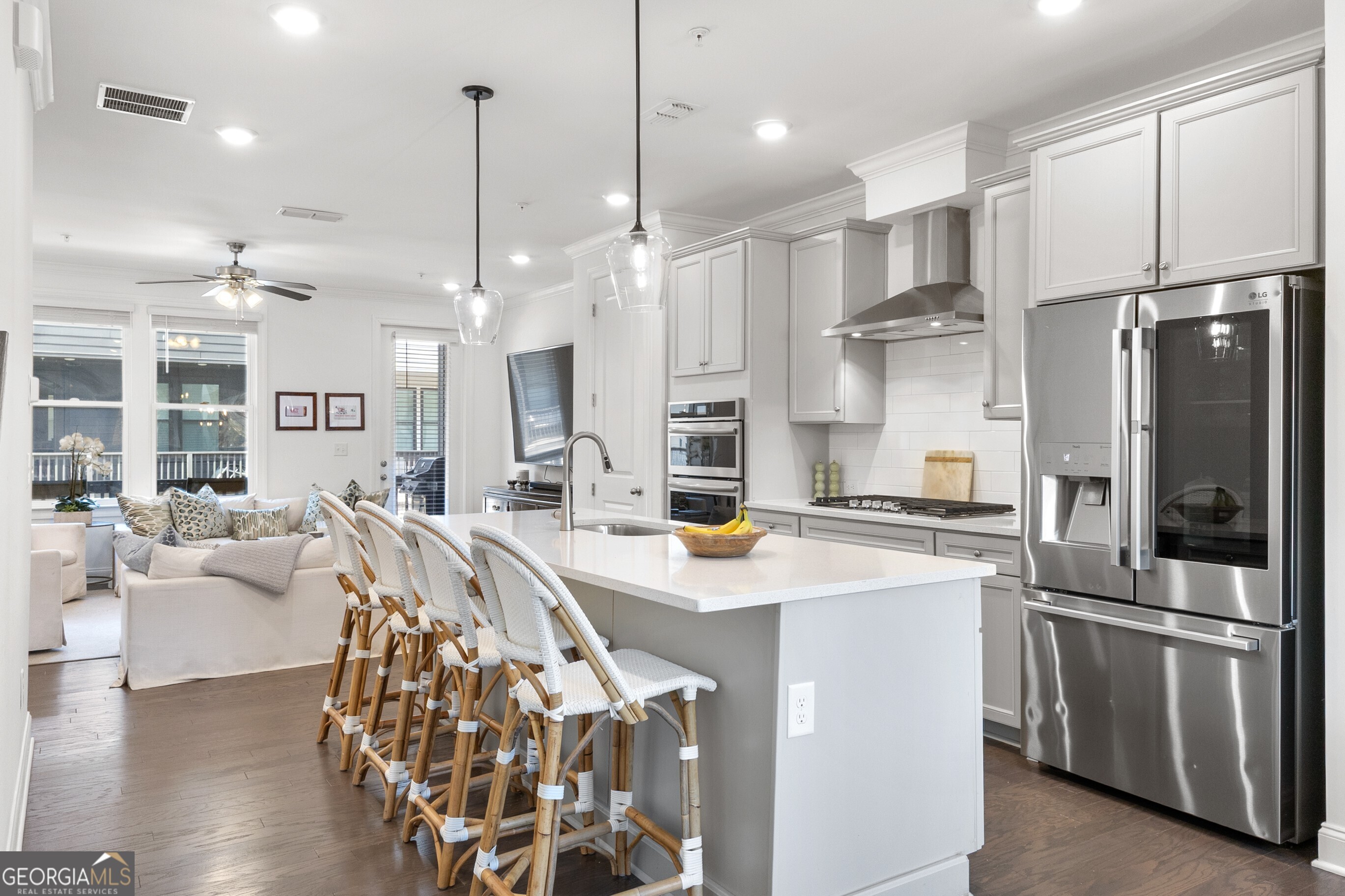 6529 Beacon Drive Property Photo 14