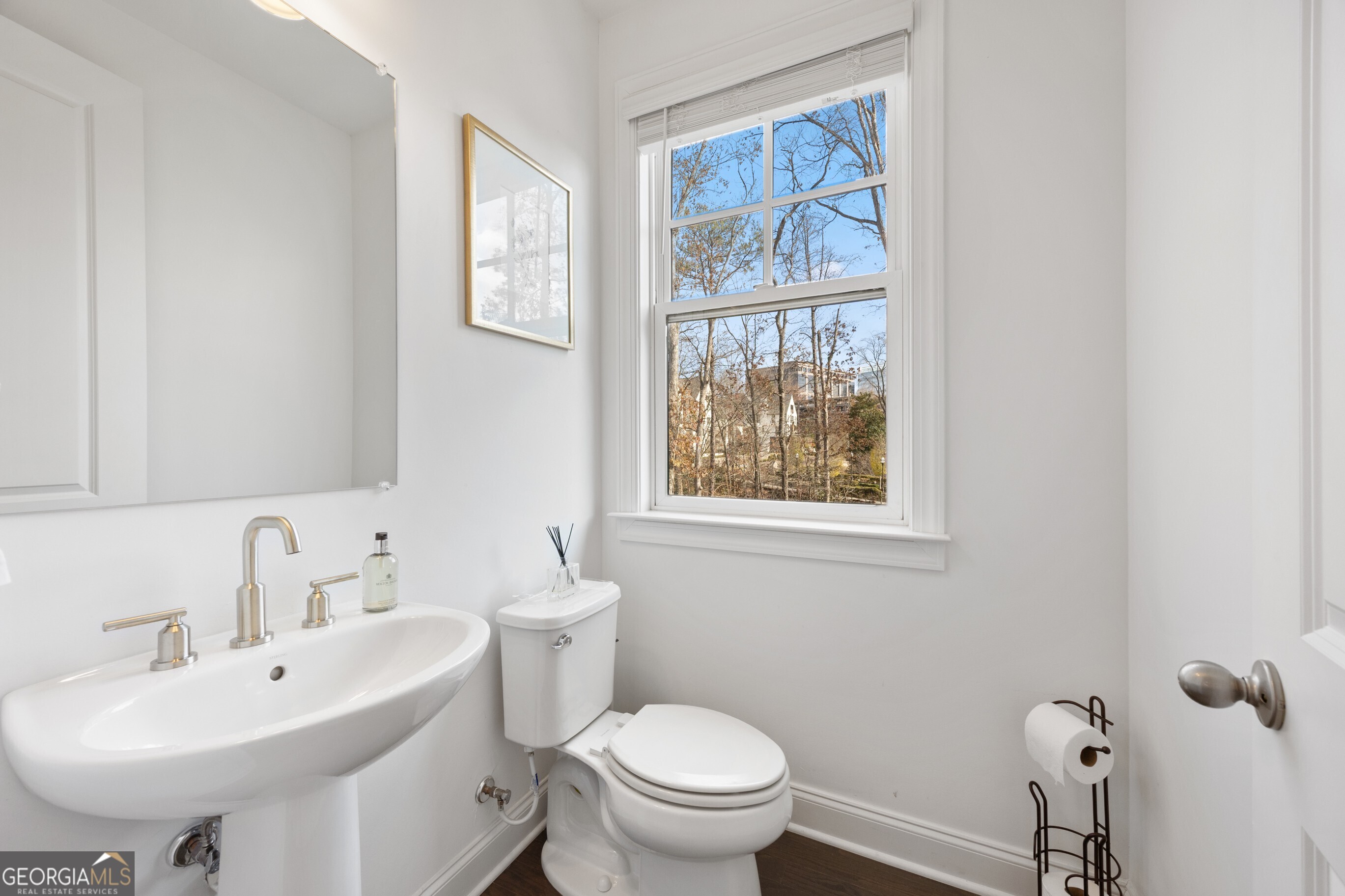 6529 Beacon Drive Property Photo 18