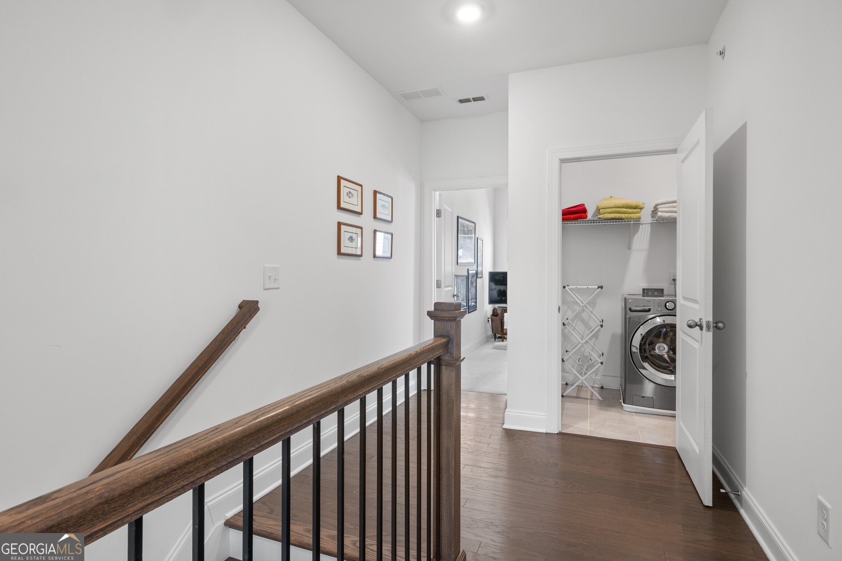 6529 Beacon Drive Property Photo 28