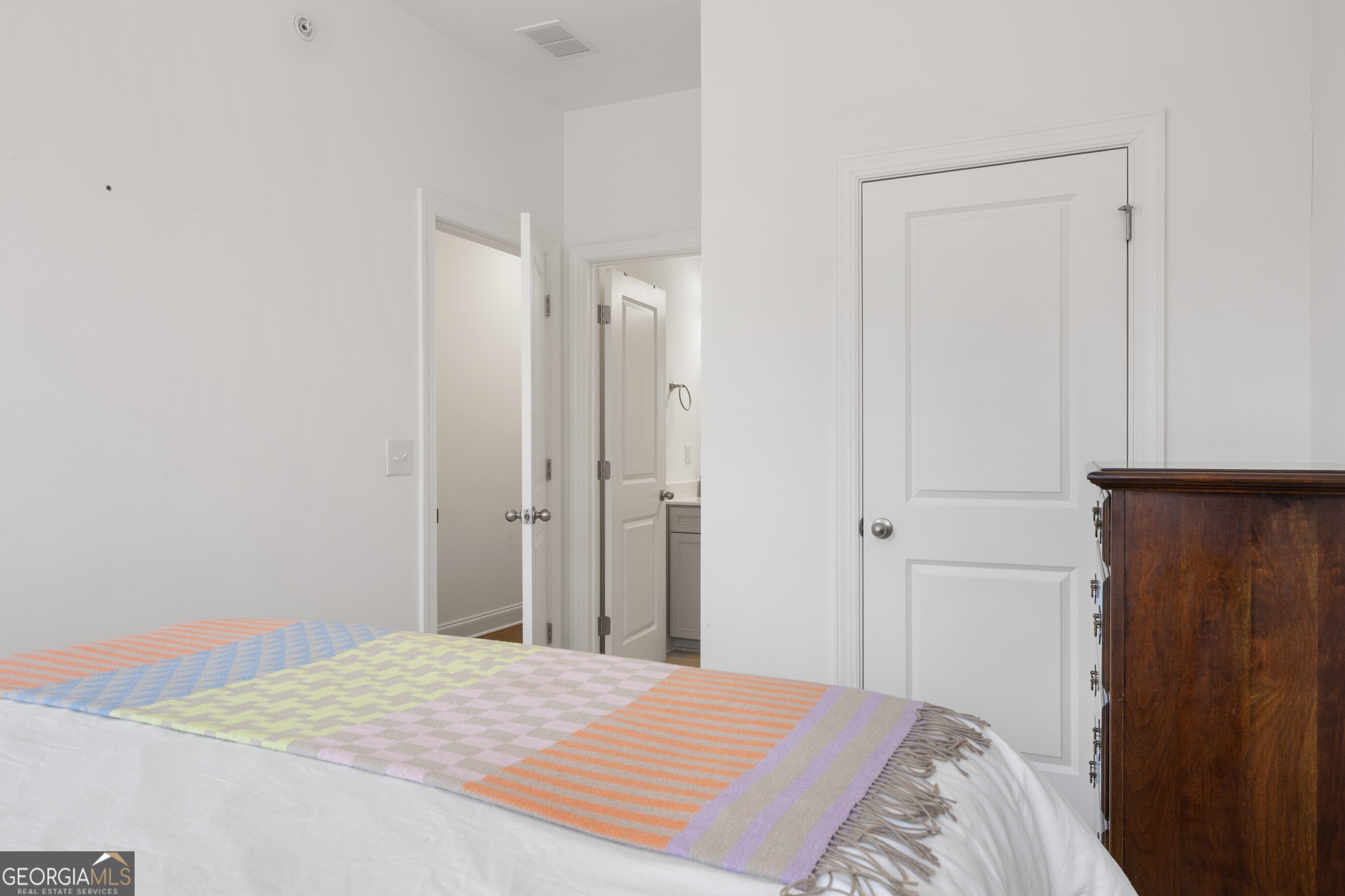 6529 Beacon Drive Property Photo 35