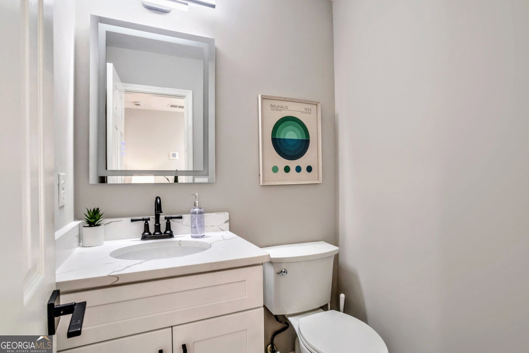 8008 Clearview Circle Property Photo 14