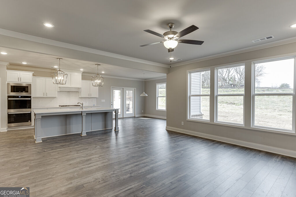 8935 Claude Martin Drive Property Photo 15