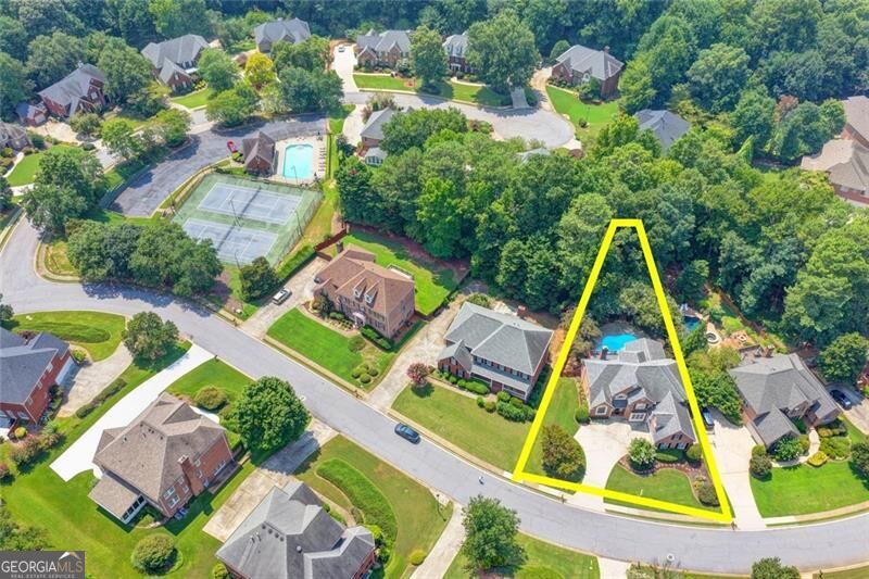 3394 Forestwood Drive Property Photo 4