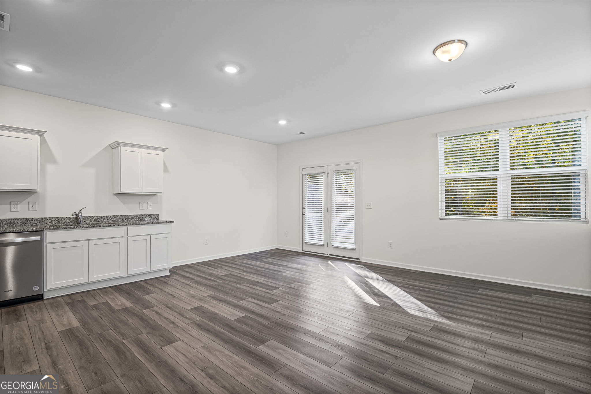 425 Union Station Street Property Photo 3