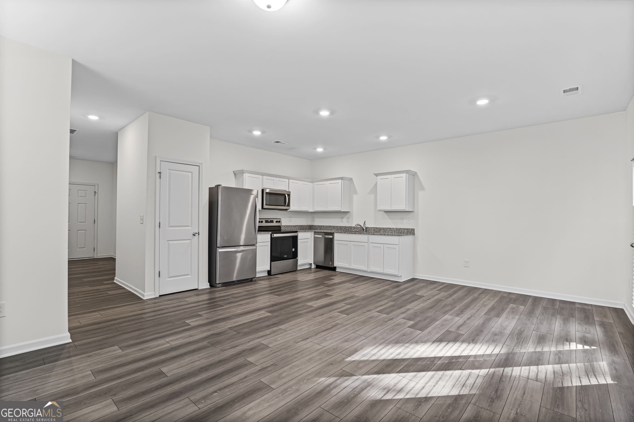 425 Union Station Street Property Photo 4