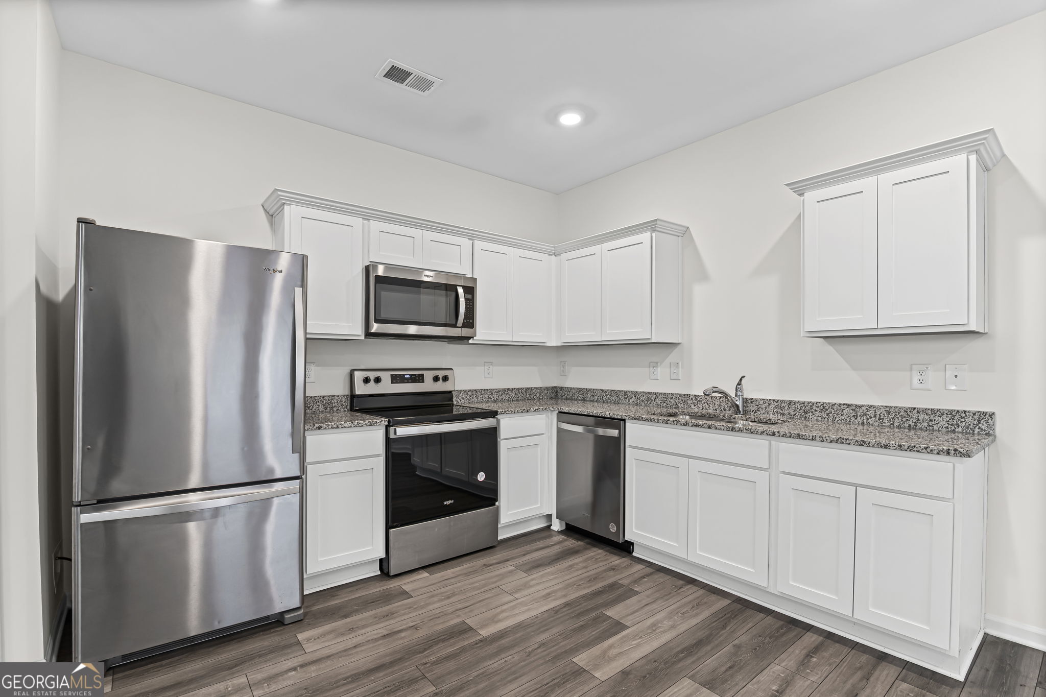 425 Union Station Street Property Photo 8