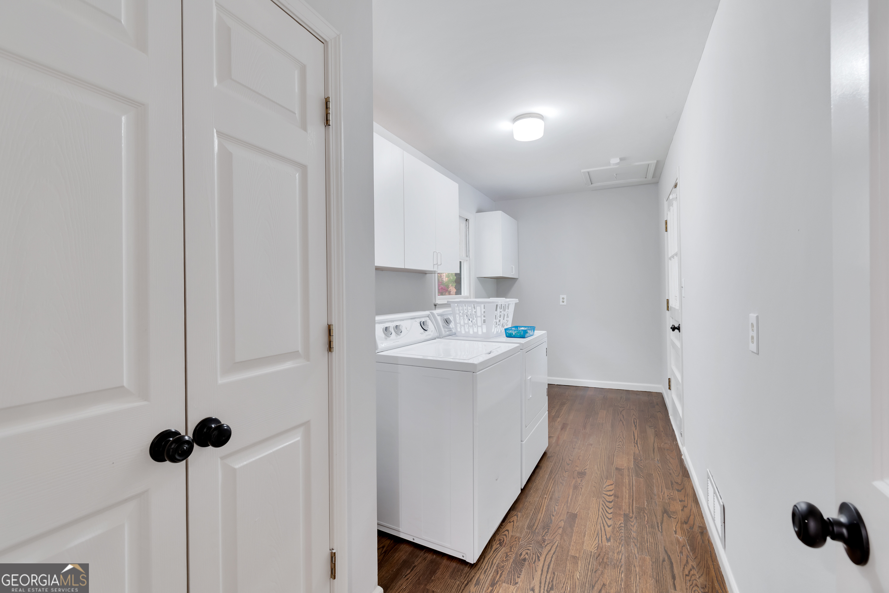 2589 Bentbrook Court Property Photo 20