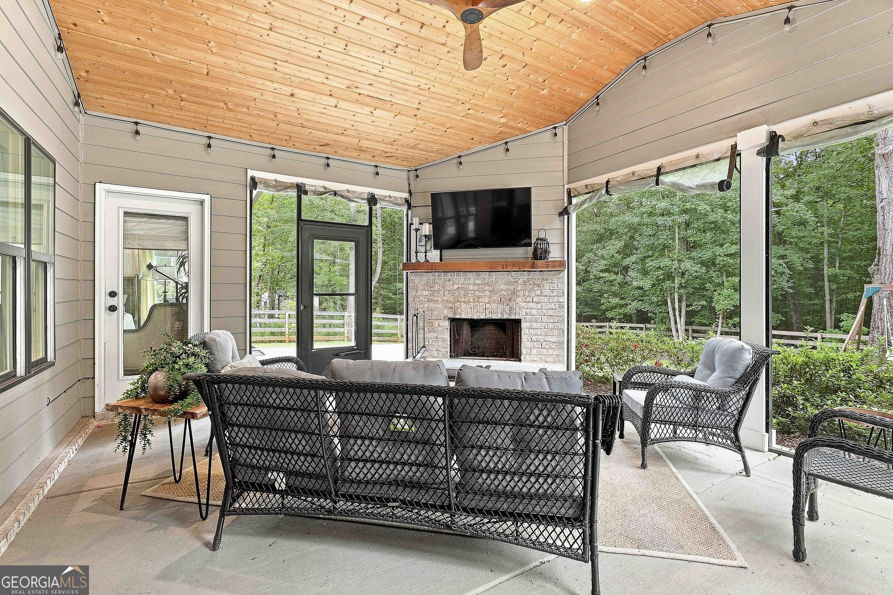 230 Windchime Way Property Photo 47