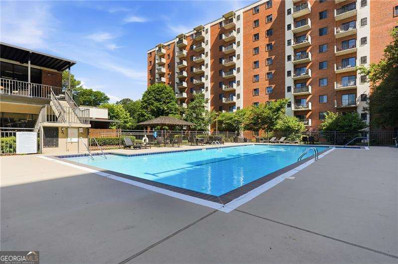 300 Johnson Ferry Road # A803 Property Photo 20
