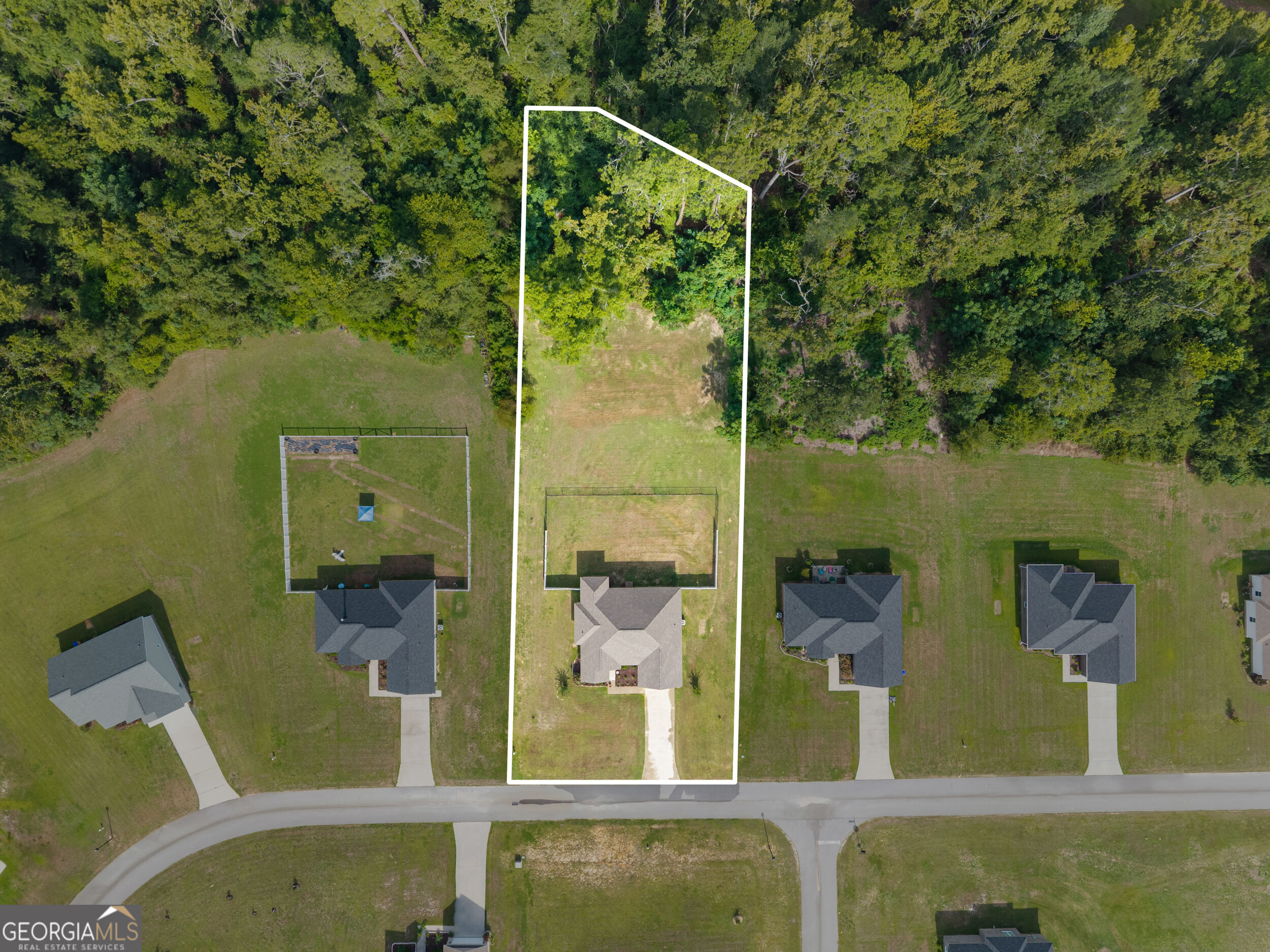 221 Fallen Leaf Drive Property Photo 30
