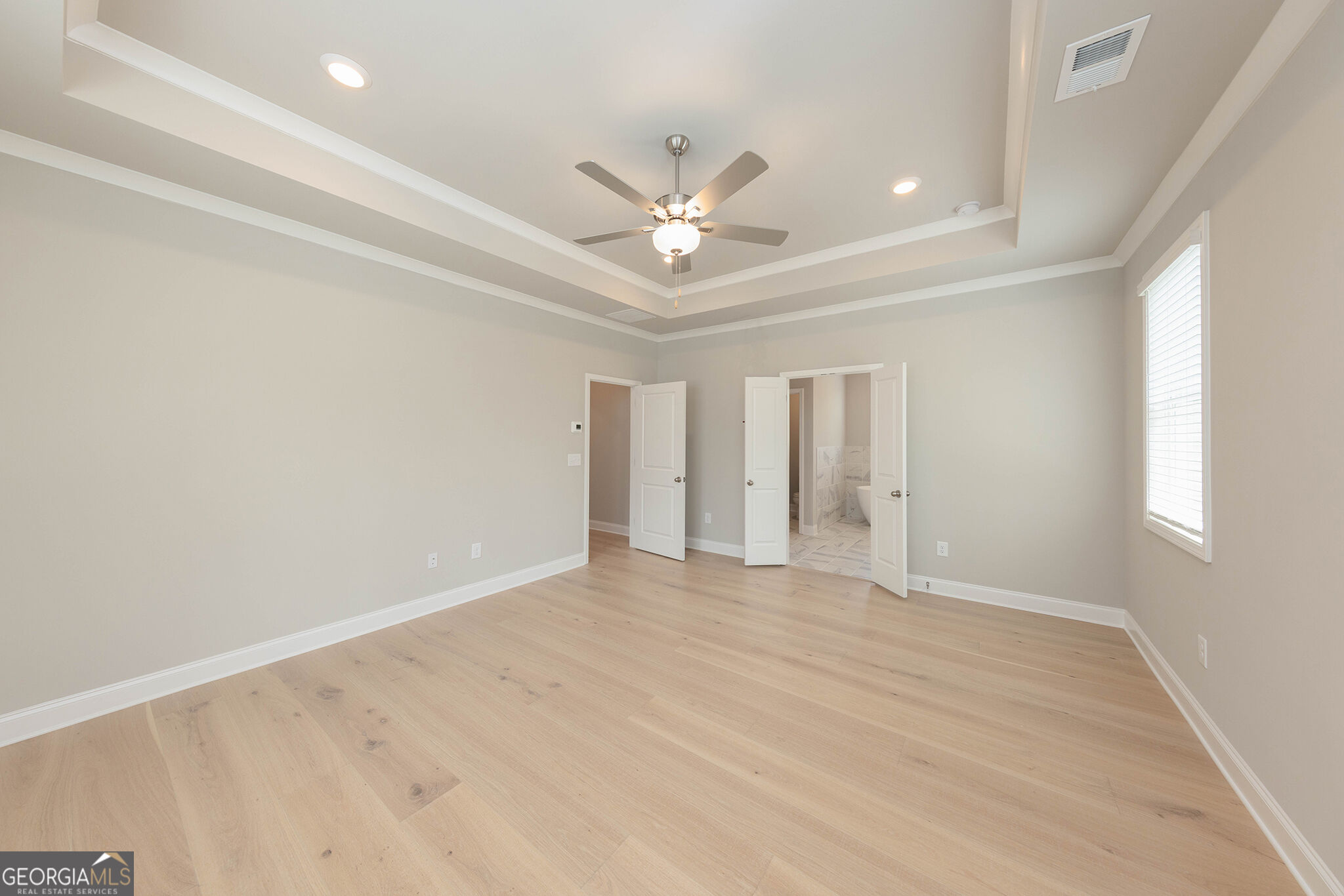 5635 Meadowstone Walk Property Photo 17