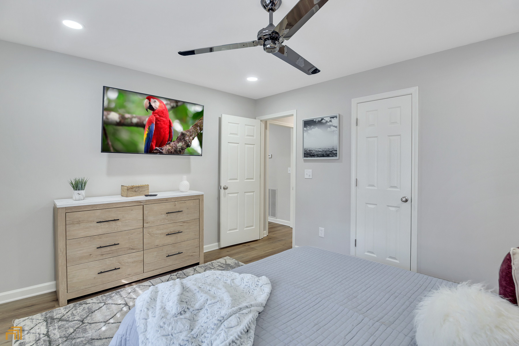 1734 Spring Road Property Photo 14