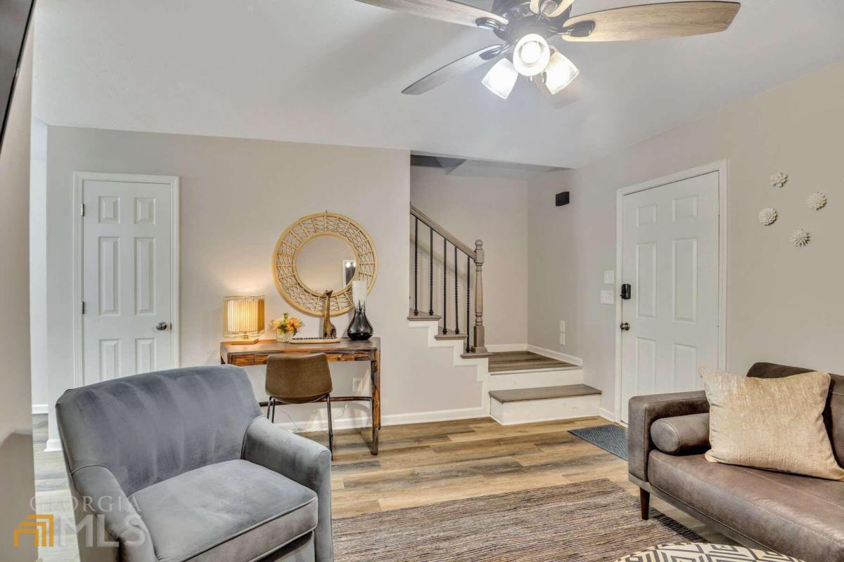 2301 Salt Springs Place Property Photo 11