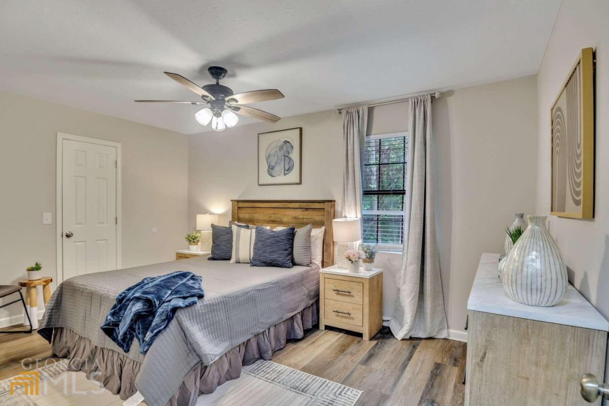 2301 Salt Springs Place Property Photo 12