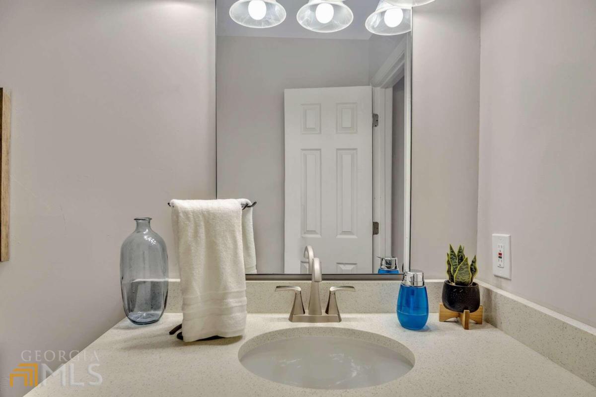 2301 Salt Springs Place Property Photo 20
