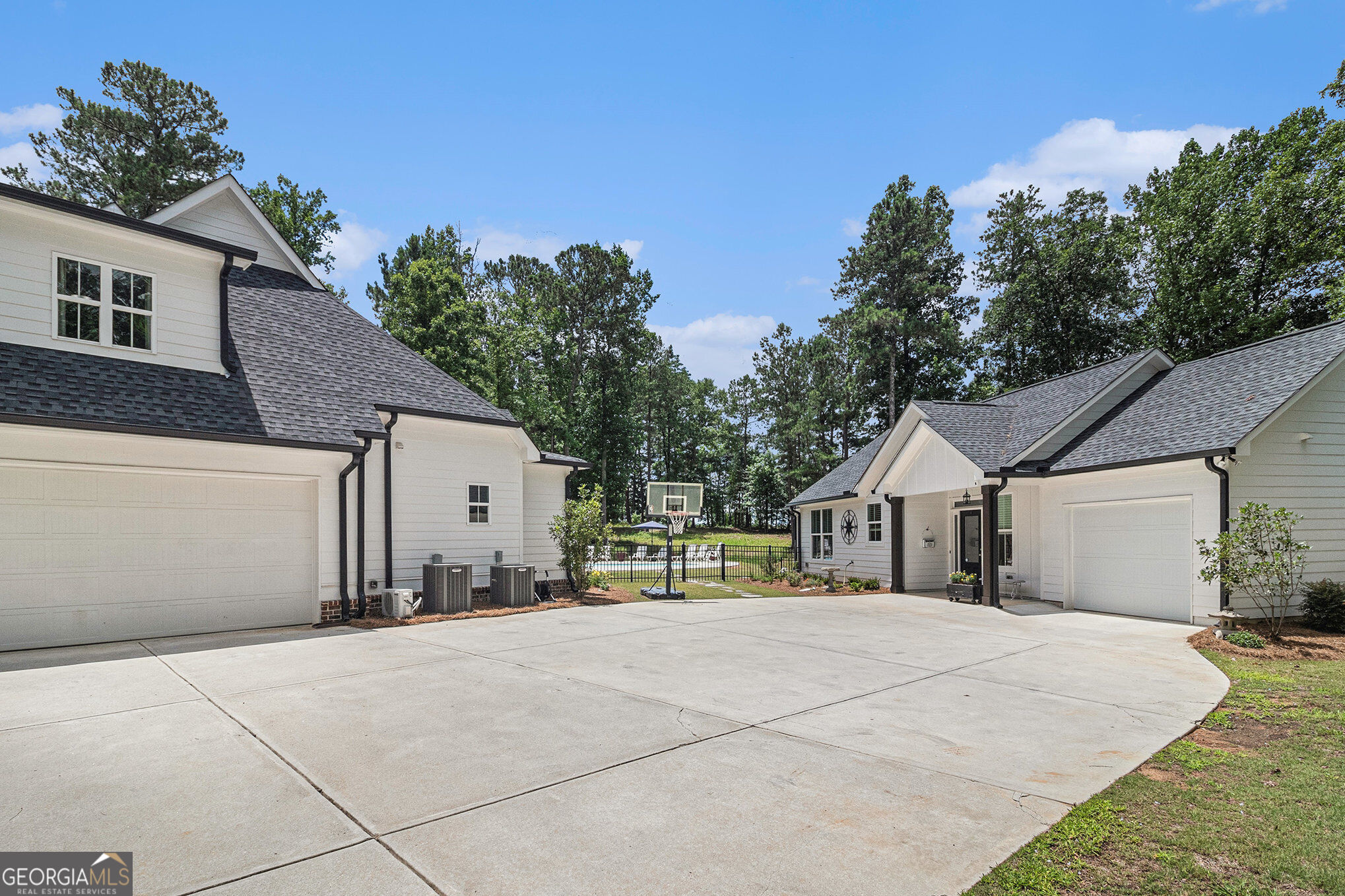 1229 Dean Hill Road Property Photo 3