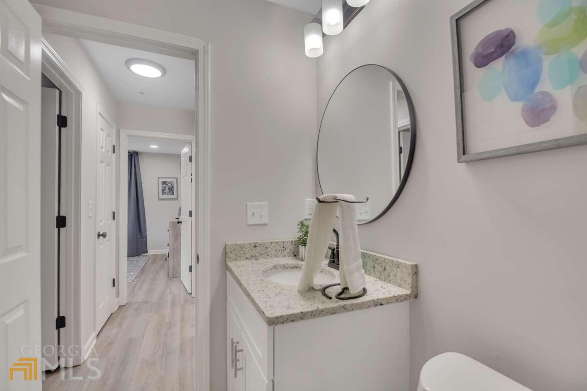 5551 Davis Drive Property Photo 14