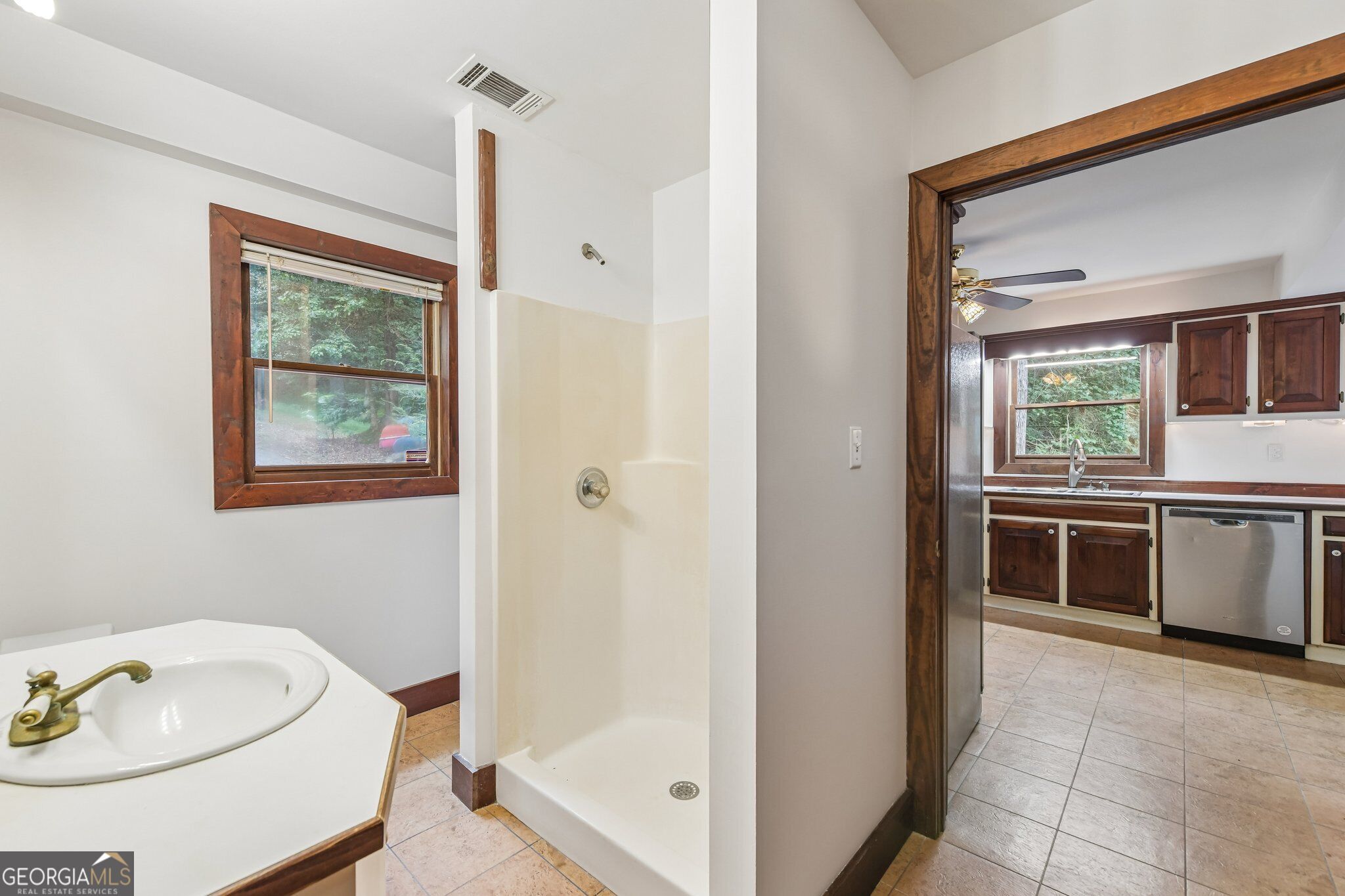 152 River Drive Property Photo 17