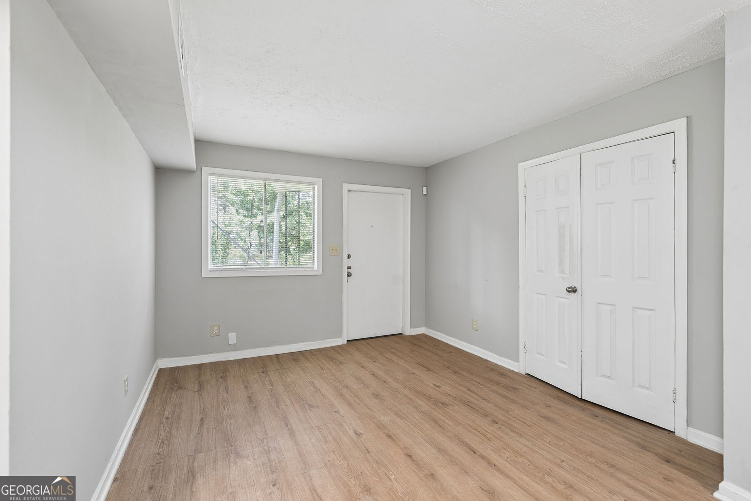 4855 College Street # 11 Property Photo 5