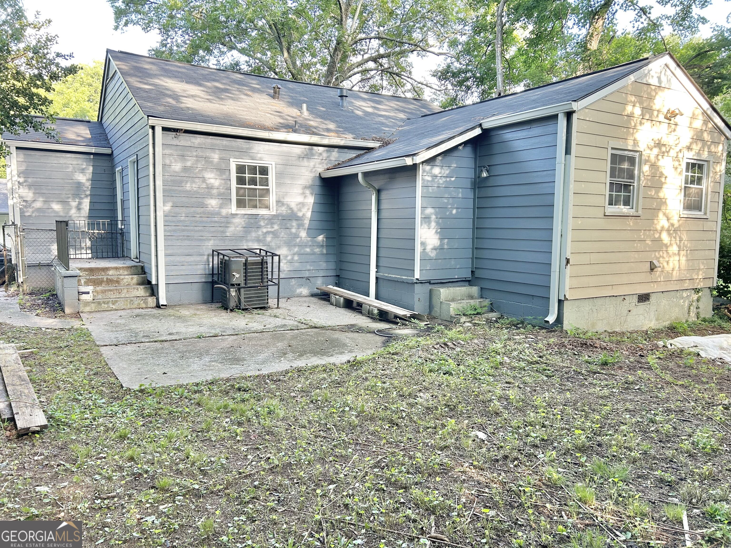 1452 Ryan Street Sw Property Photo 5