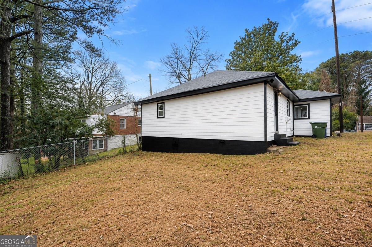 641 Hamilton E Holmes Drive Nw Property Photo 15