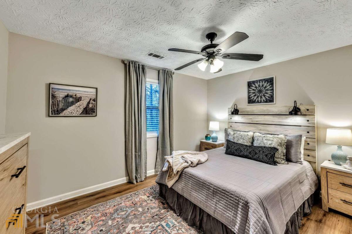 210 Booth Road Sw # B Property Photo 16