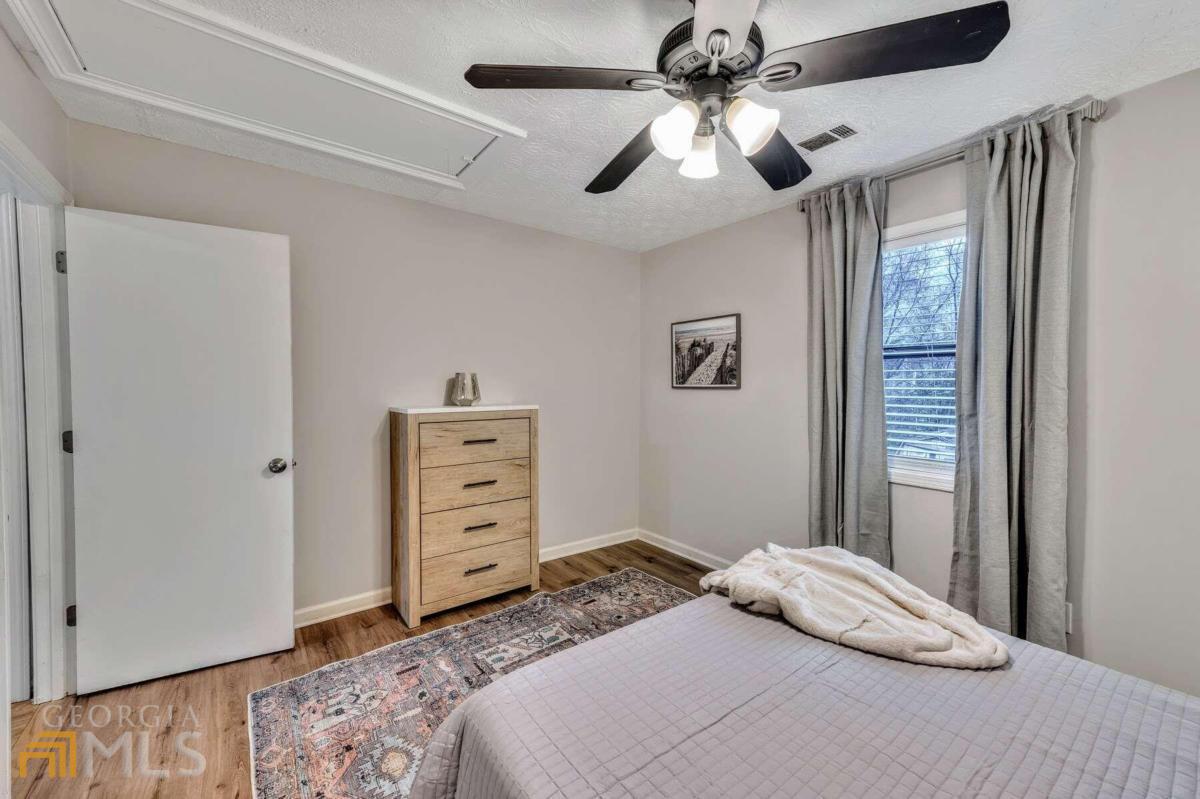 210 Booth Road Sw # B Property Photo 17