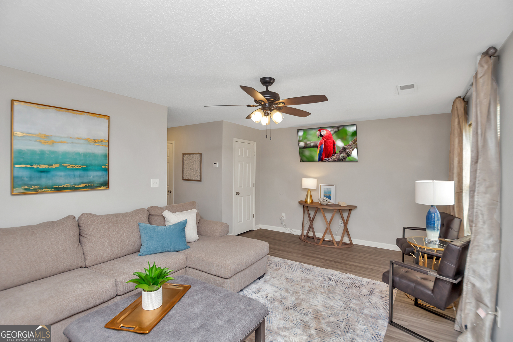 7267 Crestside Drive Property Photo 1