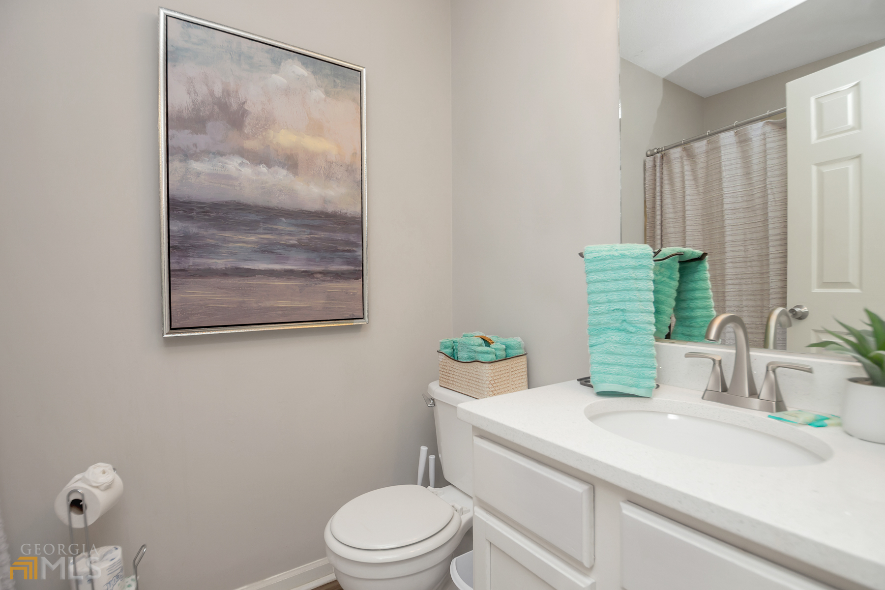 7267 Crestside Drive Property Photo 9