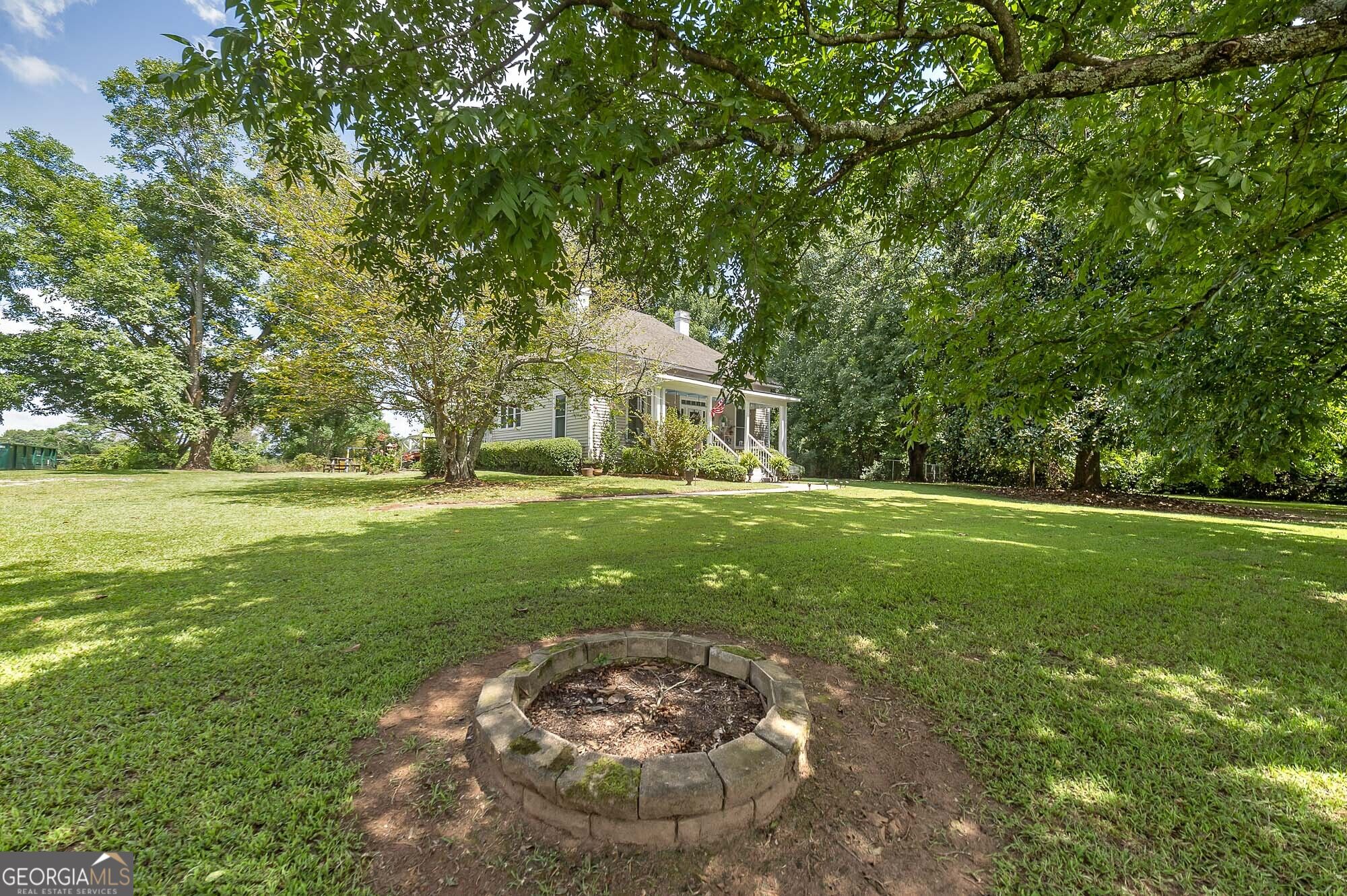 1366 Highway 36 E Property Photo 4