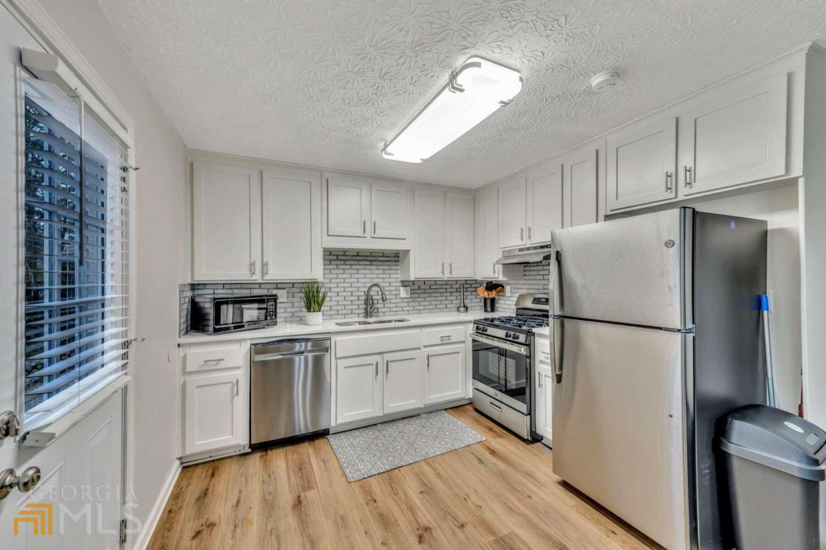 210 Booth Road Sw # A Property Photo 7