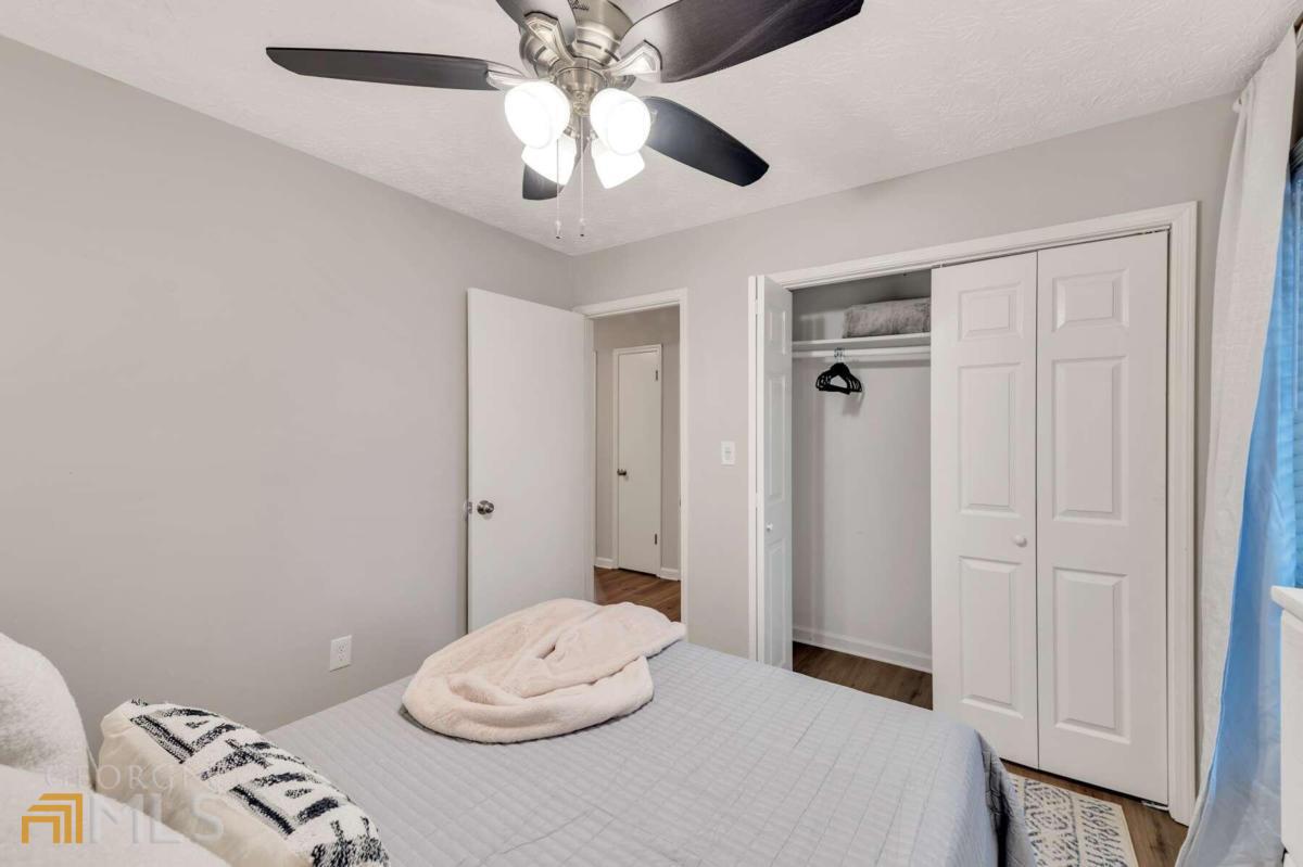 210 Booth Road Sw # A Property Photo 14